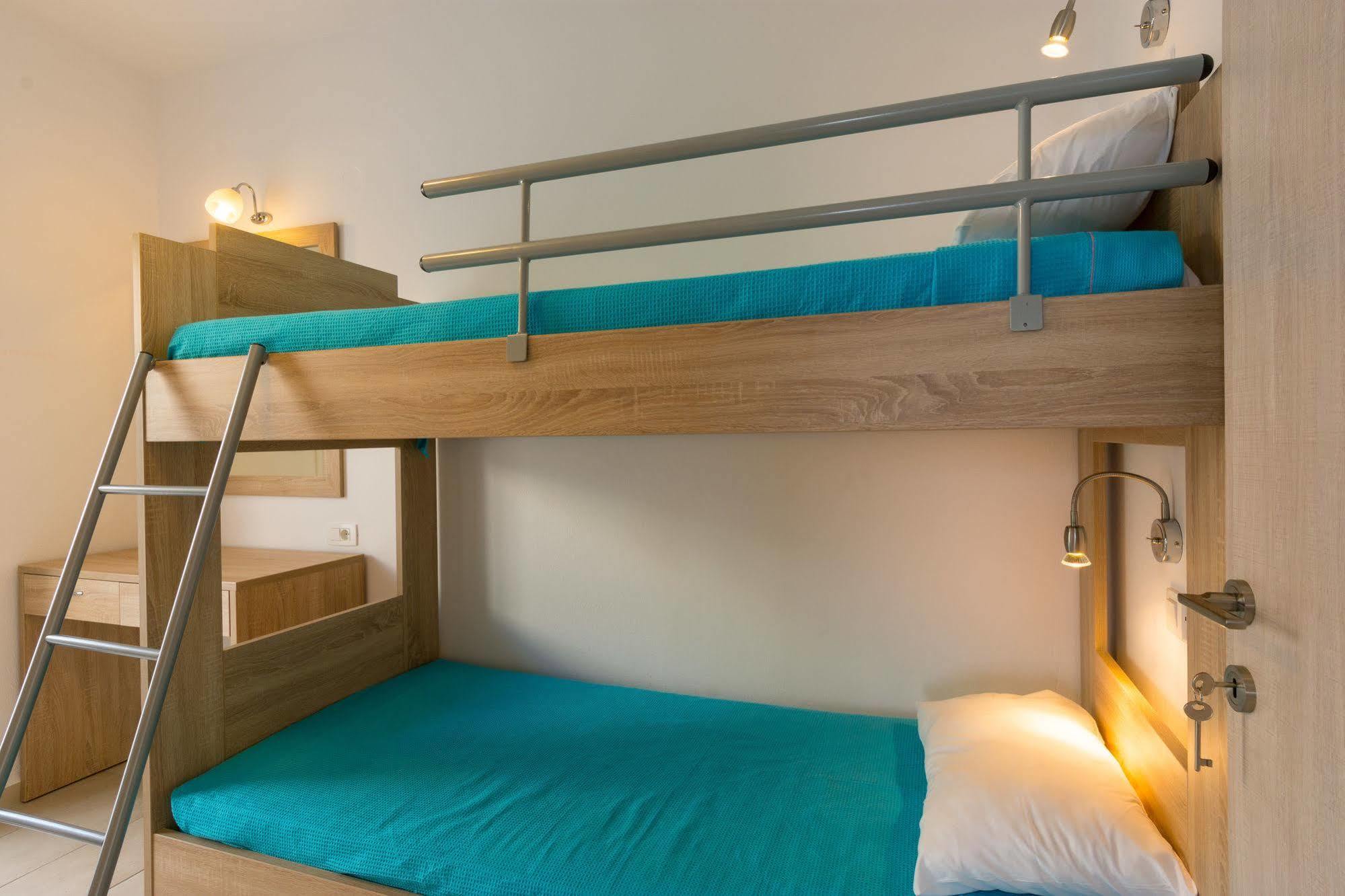 Socrates Apartmens & Restaurant ميلاتوس المظهر الخارجي الصورة